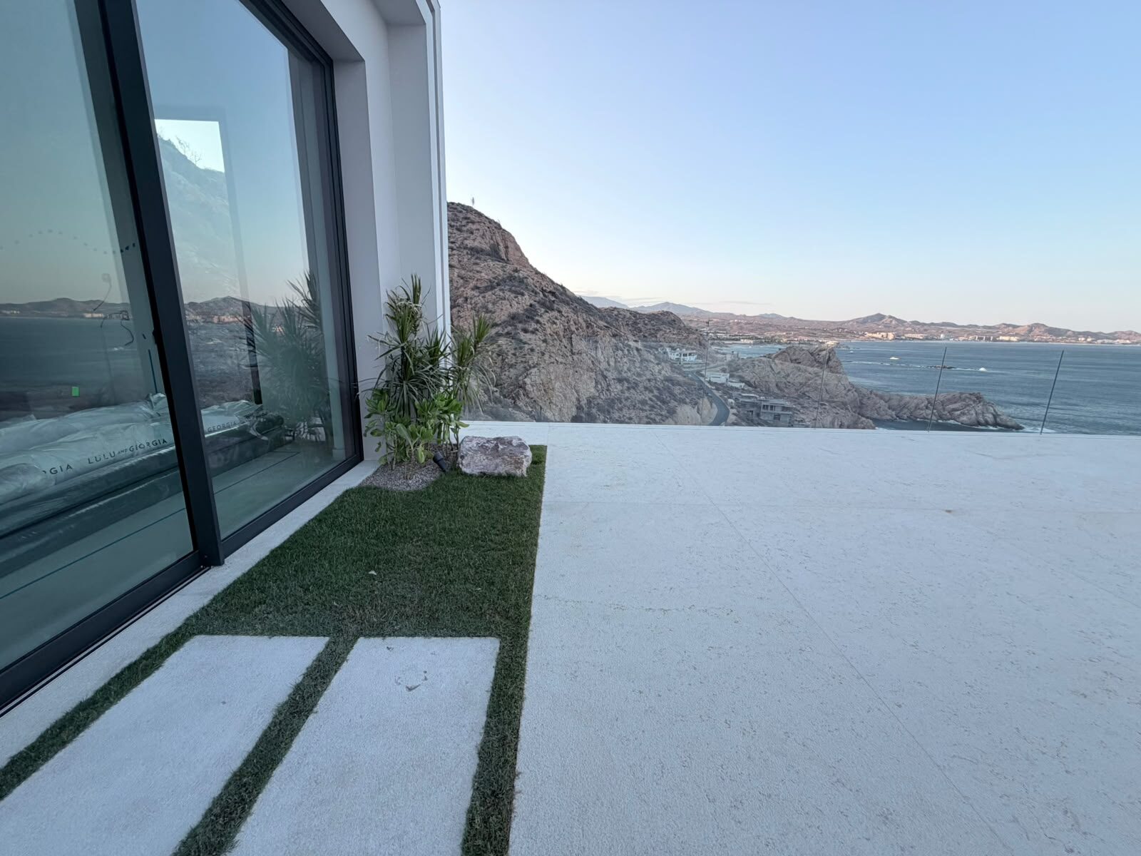 Terraza y jardinería exterior — Los Cabos